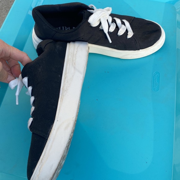 Black platform sneakers - Picture 2 of 9